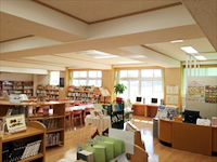 附属学校図書館